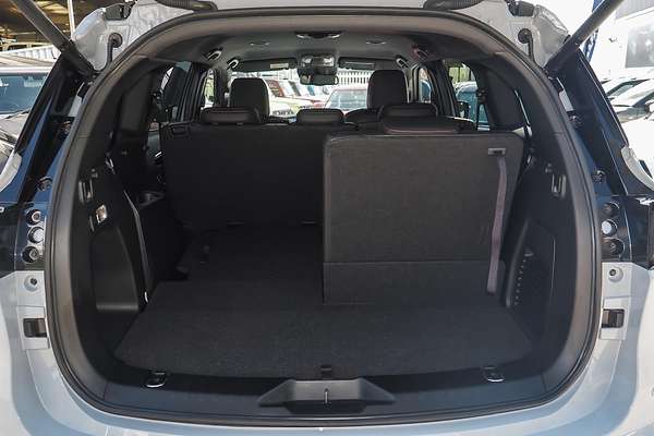 2025 Isuzu MU-X X-TERRAIN