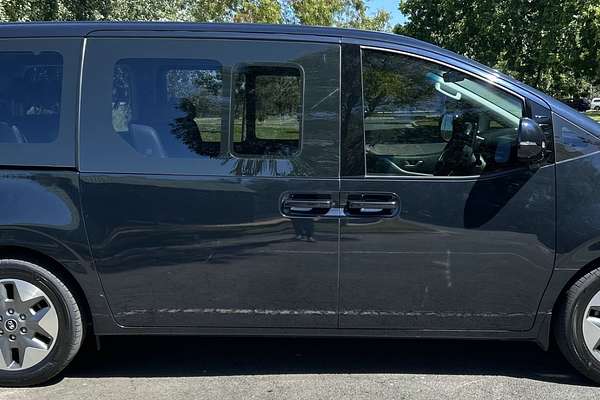 2022 Hyundai STARIA Highlander US4.V1