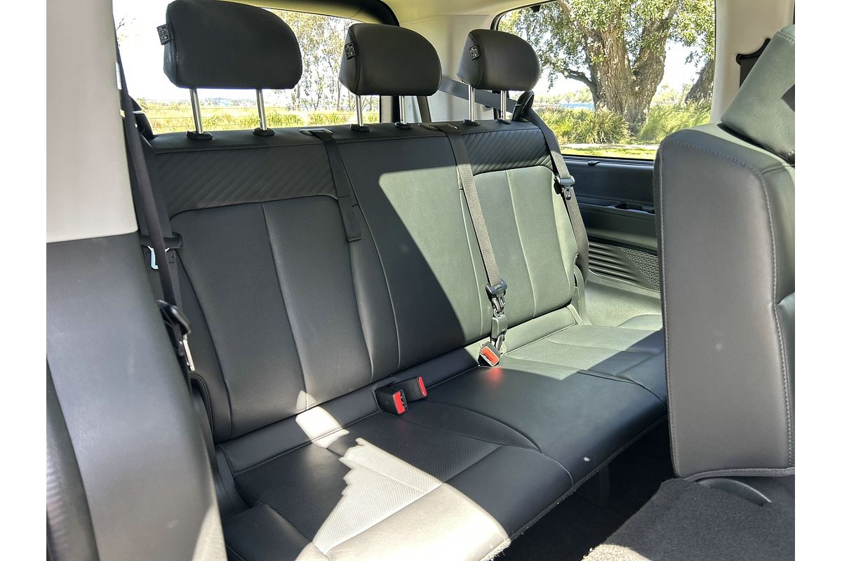 2022 Hyundai STARIA Highlander US4.V1