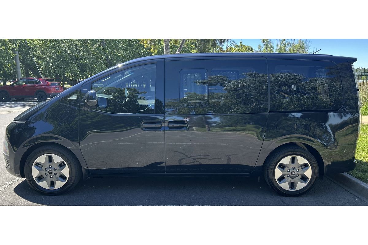 2022 Hyundai STARIA Highlander US4.V1