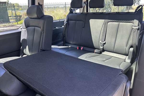 2022 Hyundai STARIA Highlander US4.V1