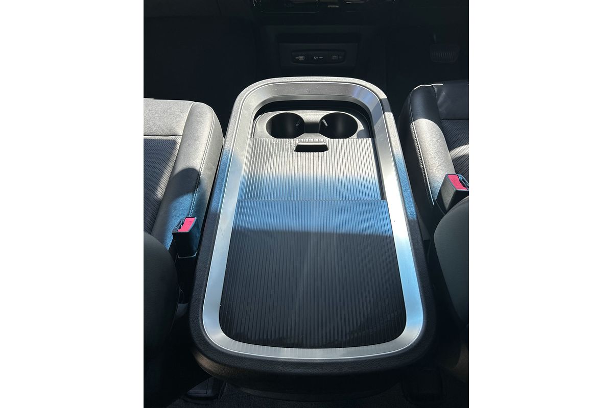 2022 Hyundai STARIA Highlander US4.V1