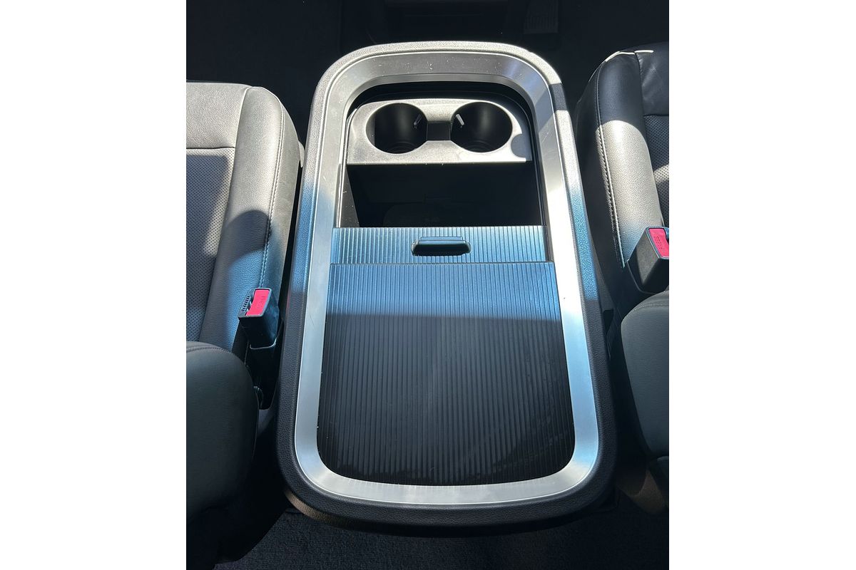 2022 Hyundai STARIA Highlander US4.V1