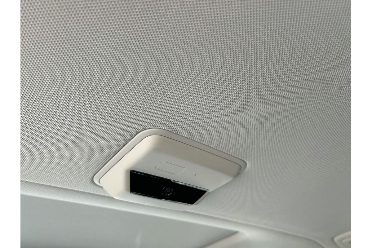 2022 Hyundai STARIA Highlander US4.V1