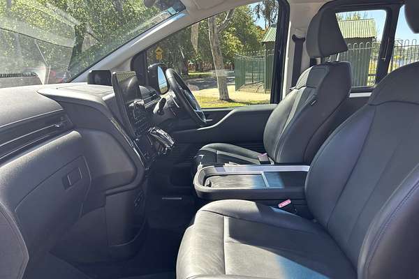 2022 Hyundai STARIA Highlander US4.V1