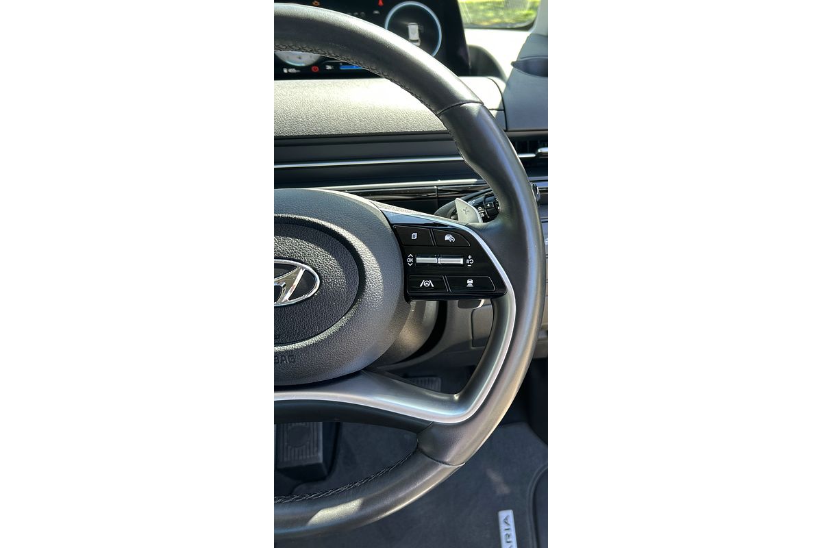 2022 Hyundai STARIA Highlander US4.V1