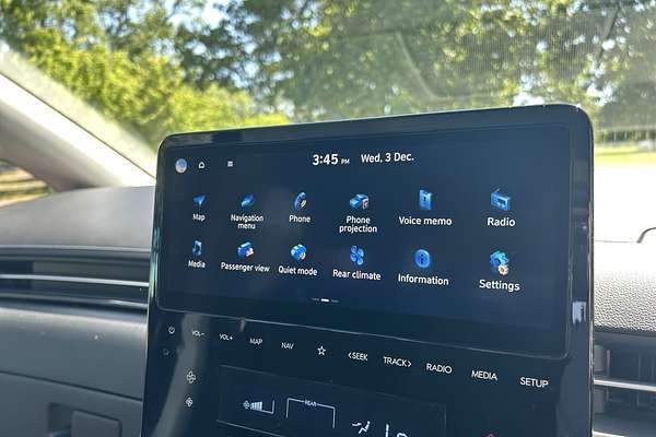 2022 Hyundai STARIA Highlander US4.V1