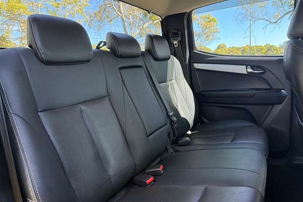 2018 Isuzu D-MAX LS-T High Ride Rear Wheel Drive