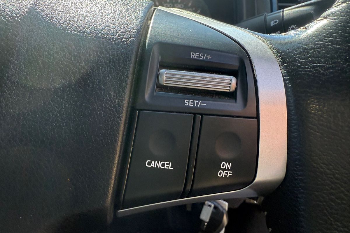 2018 Isuzu D-MAX LS-T High Ride Rear Wheel Drive