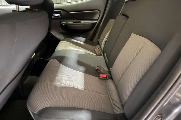 2020 Mitsubishi Triton GLX-R MR 4X4