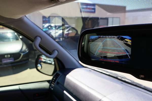 2018 Toyota Hiace Commuter KDH223R ELWB High Roof