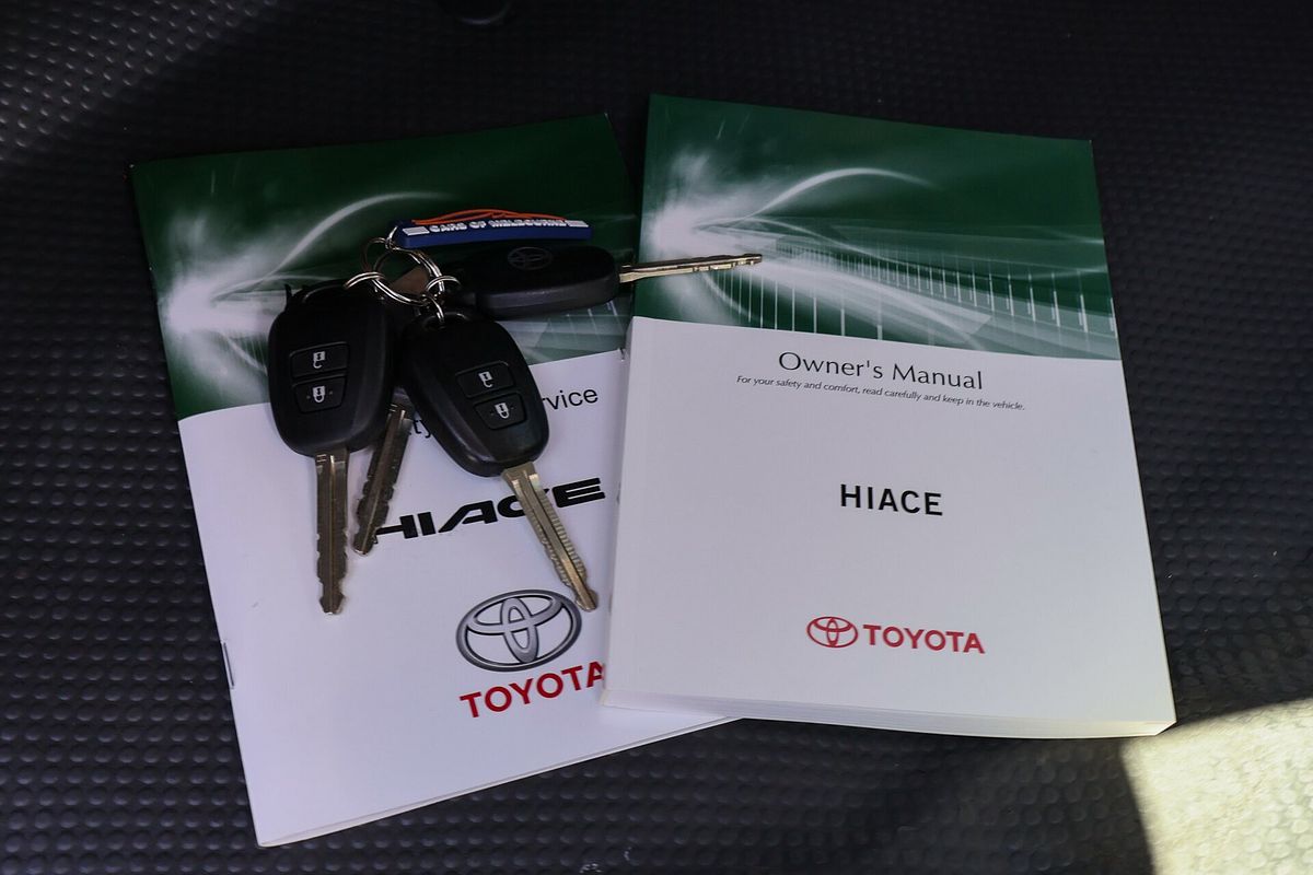 2018 Toyota Hiace Commuter KDH223R ELWB High Roof