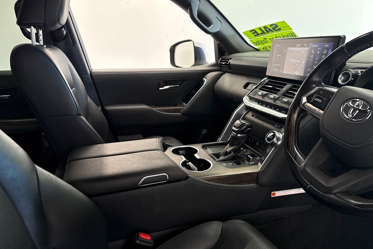 2023 Toyota Landcruiser VX FJA300R