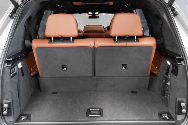 2022 BMW X7 xDrive30d G07