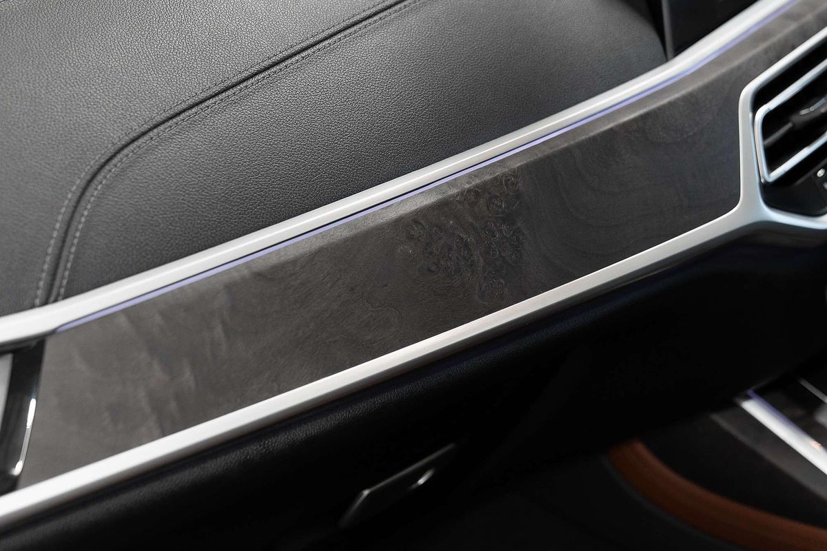 2022 BMW X7 xDrive30d G07