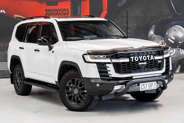 2023 Toyota Landcruiser GR Sport FJA300R