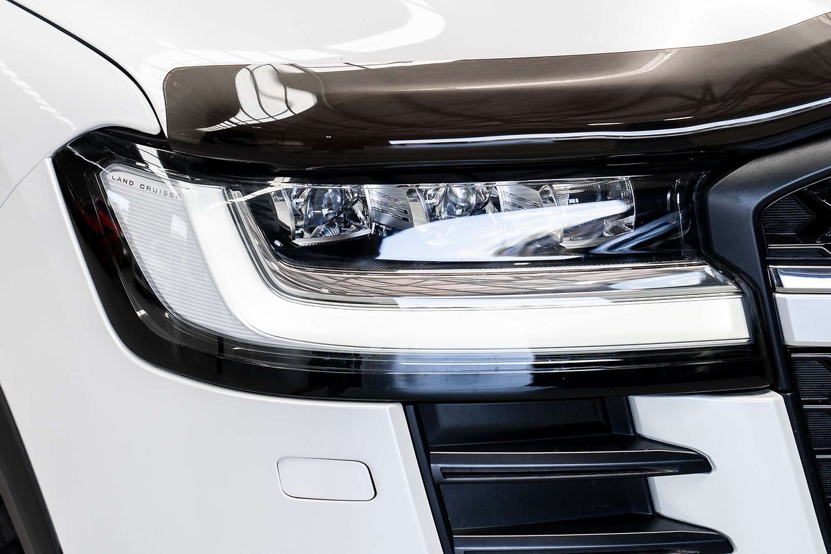 2023 Toyota Landcruiser GR Sport FJA300R