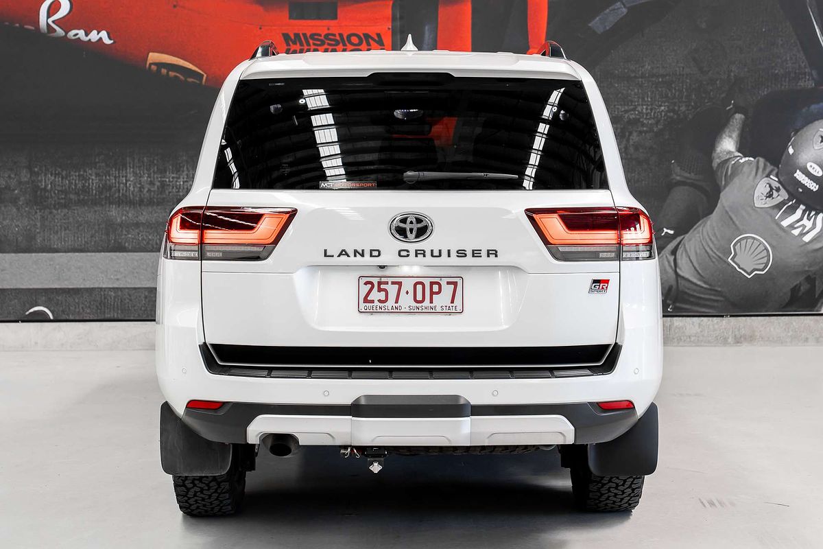 2023 Toyota Landcruiser GR Sport FJA300R