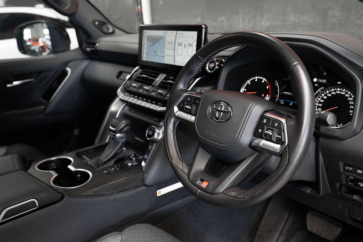 2023 Toyota Landcruiser GR Sport FJA300R
