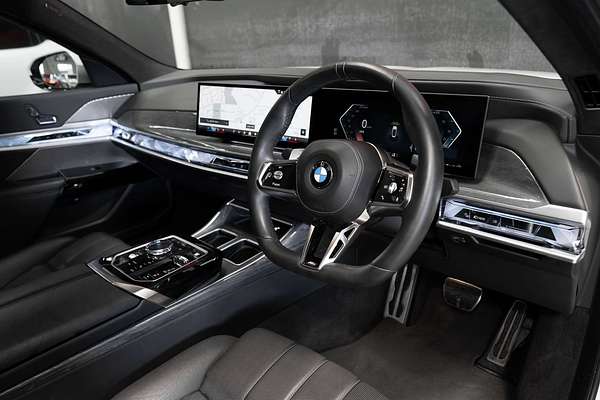 2023 BMW 7 Series 740i M Sport G70