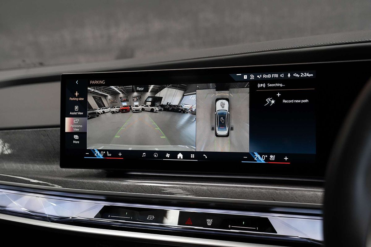 2023 BMW 7 Series 740i M Sport G70