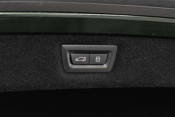 2023 BMW 8 Series 840i M Sport G15 LCI