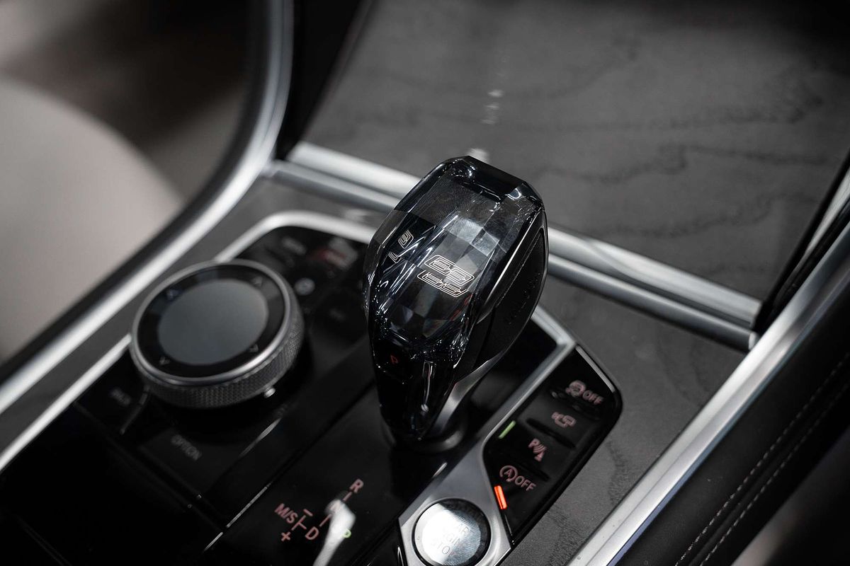 2023 BMW 8 Series 840i M Sport G15 LCI