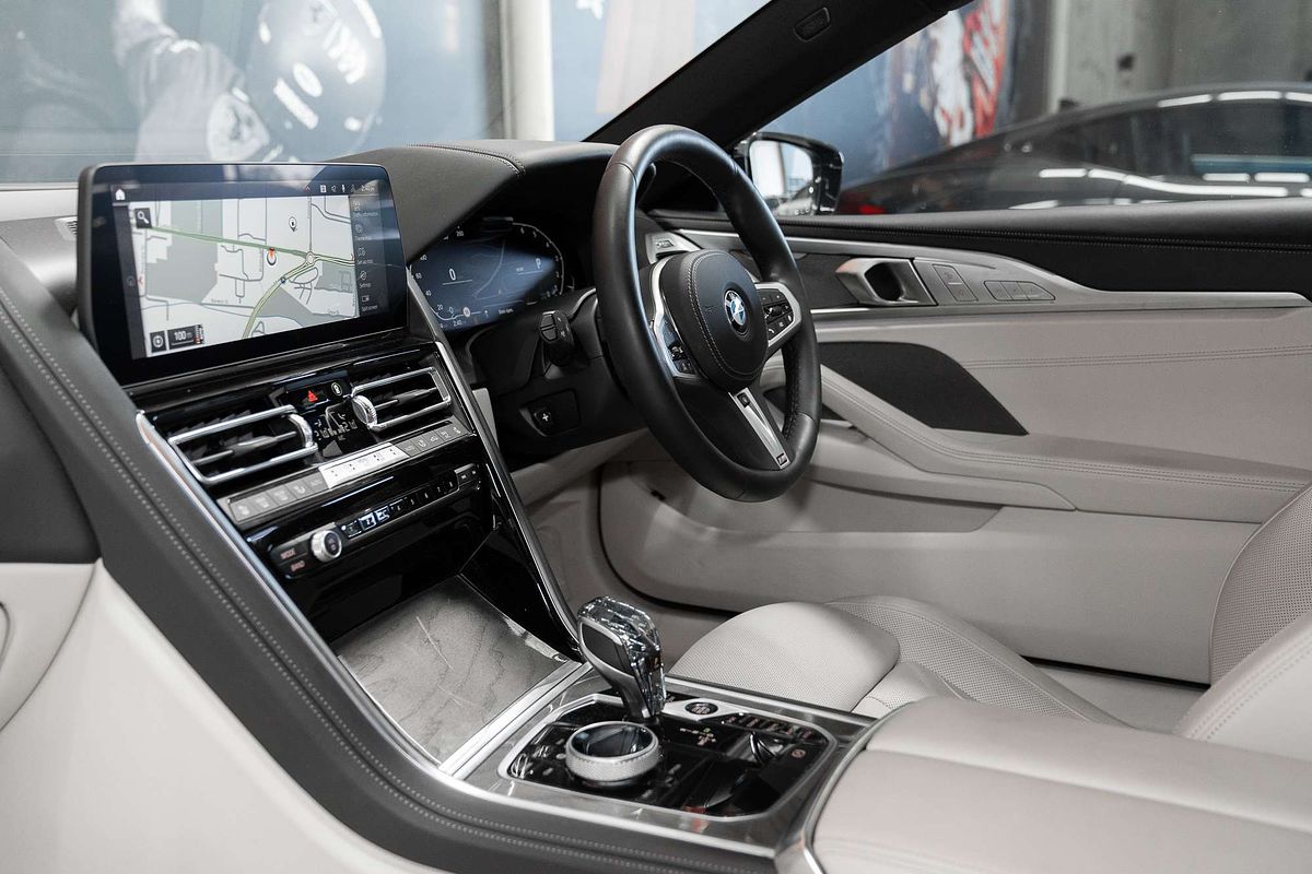 2023 BMW 8 Series 840i M Sport G15 LCI