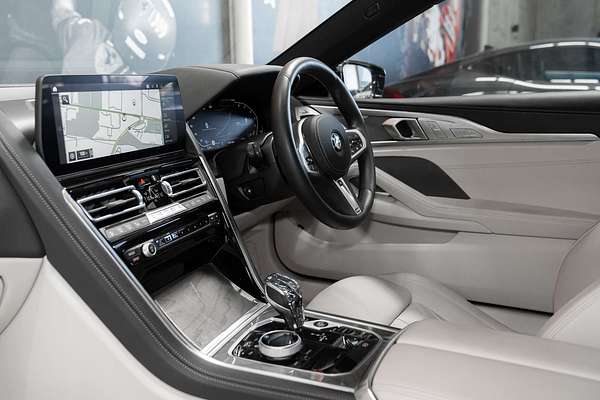 2023 BMW 8 Series 840i M Sport G15 LCI