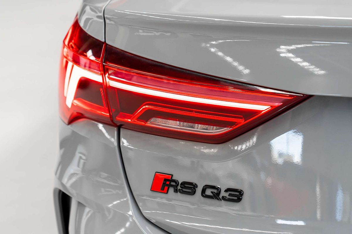 2021 Audi RS Q3  F3