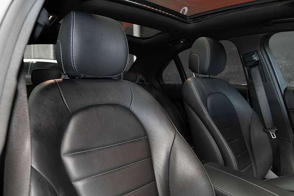 2019 Mercedes-Benz C-Class C300 W205