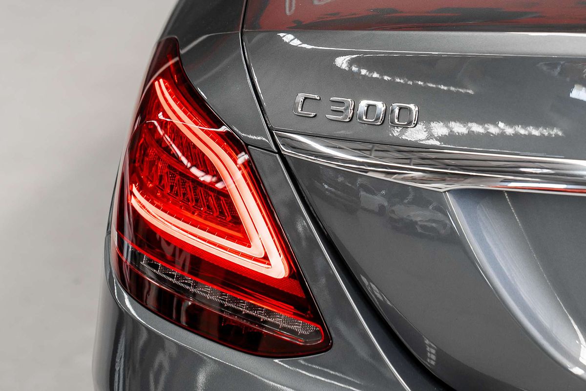 2019 Mercedes-Benz C-Class C300 W205