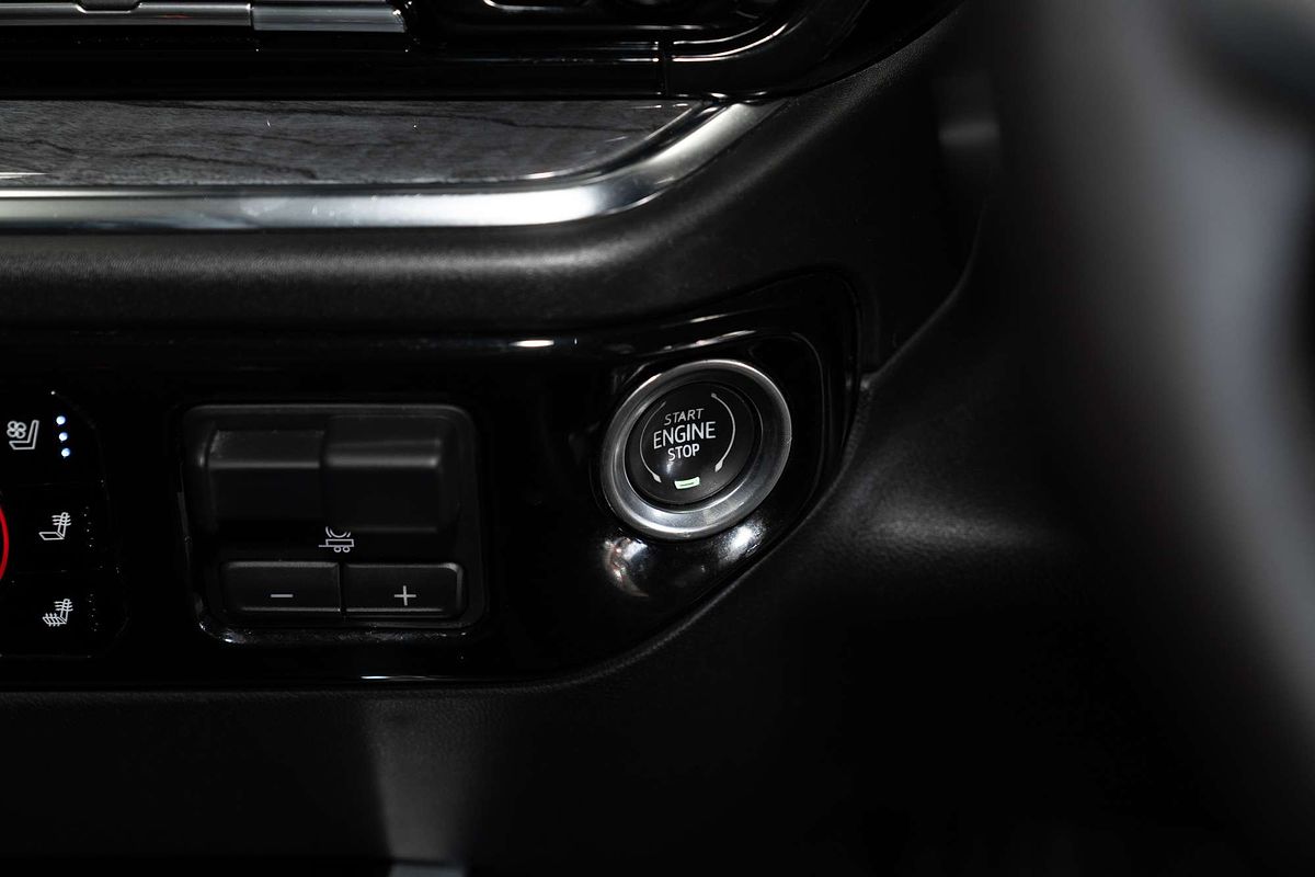 2023 Chevrolet Silverado 1500 LTZ Premium W/Tech Pack T1 4X4