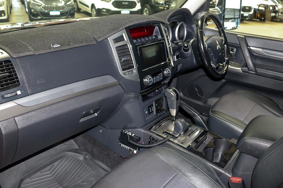 2016 Mitsubishi Pajero GLS NX