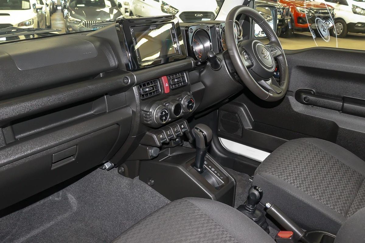 2025 Suzuki Jimny GLX GJ