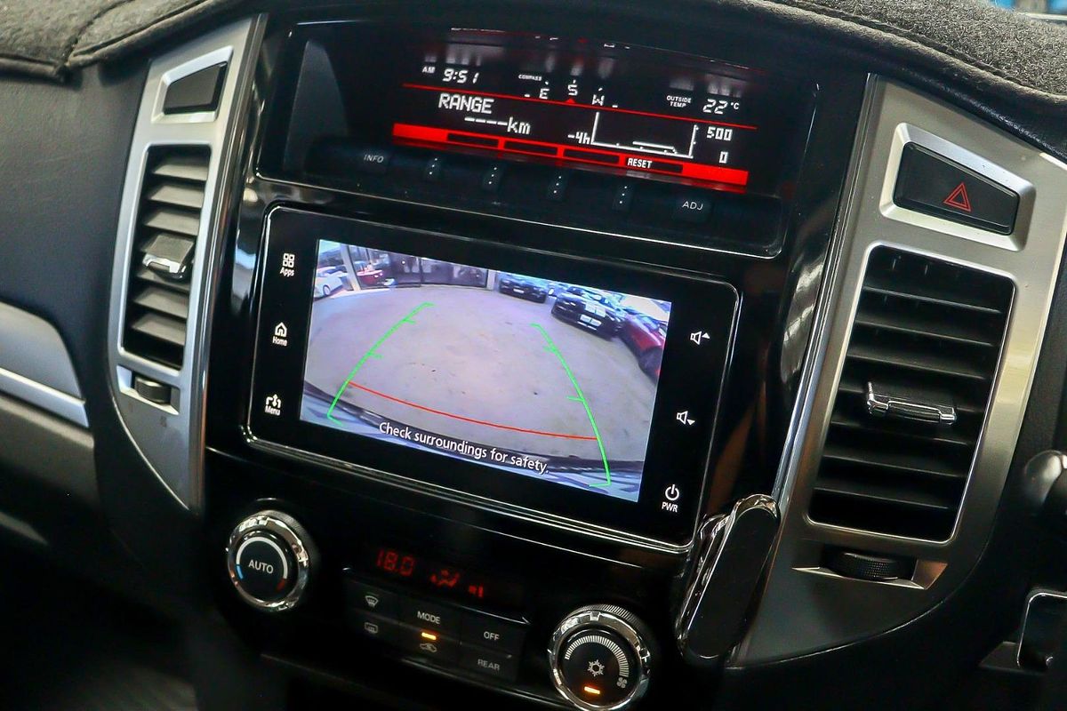 2016 Mitsubishi Pajero GLS NX