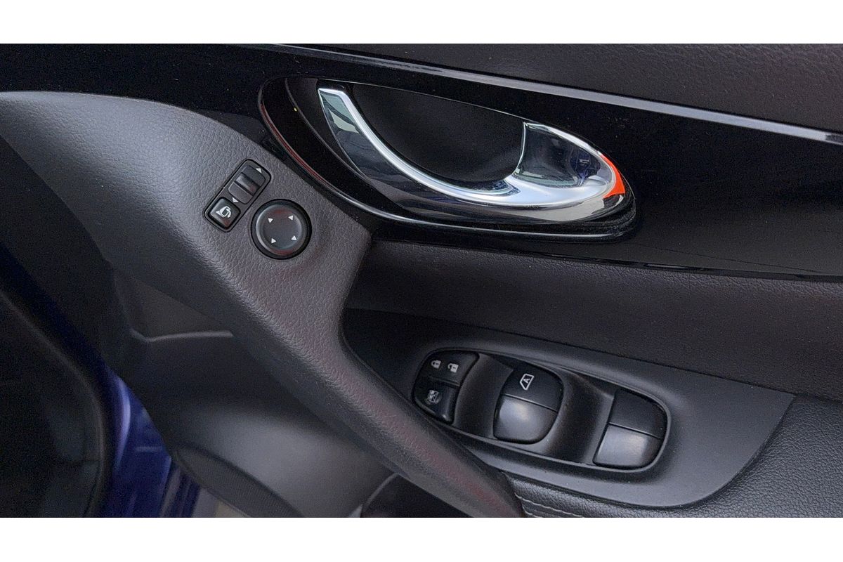 2017 Nissan QASHQAI Ti J11