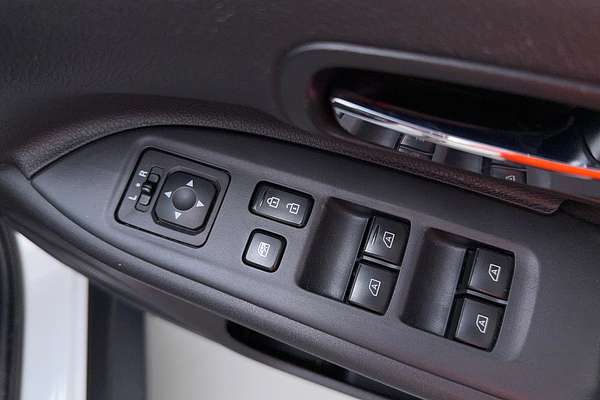 2020 Mitsubishi Outlander ES ADAS ZL