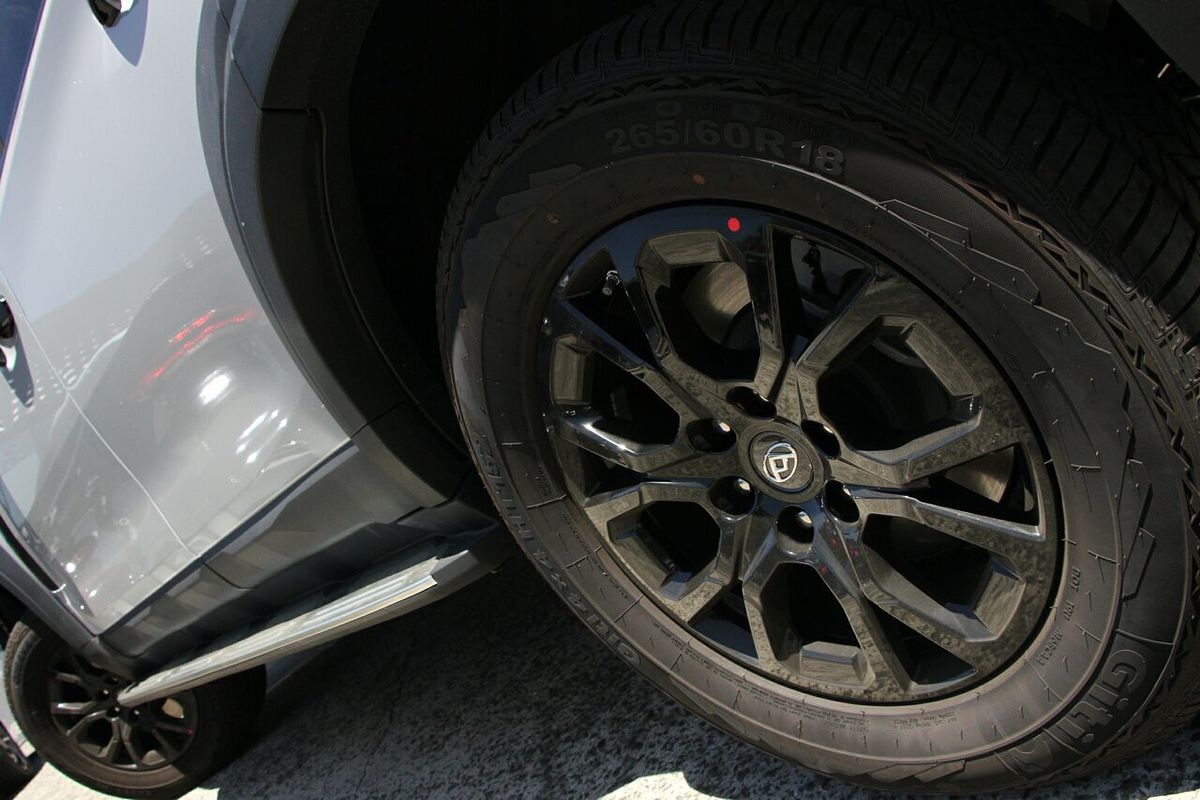 2025 LDV D90 Executive SV9A