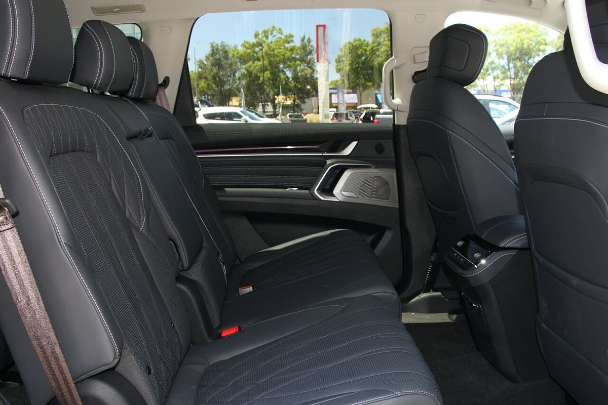 2025 LDV D90 Executive SV9A