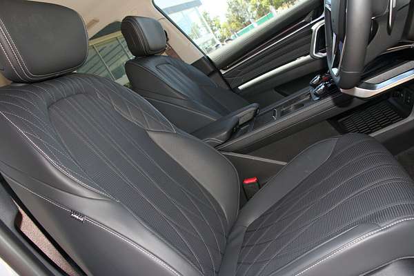 2025 LDV D90 Executive SV9A