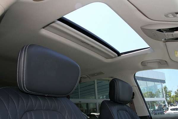 2025 LDV D90 Executive SV9A