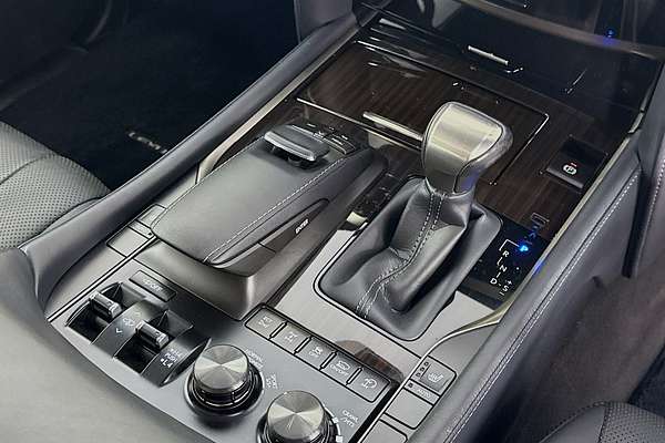 2020 Lexus LX LX450d VDJ201R