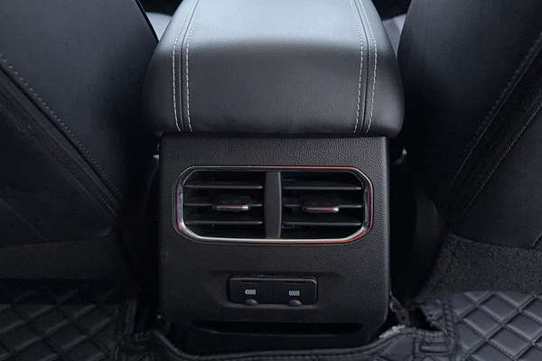 2022 Haval Jolion Ultra Hybrid A01