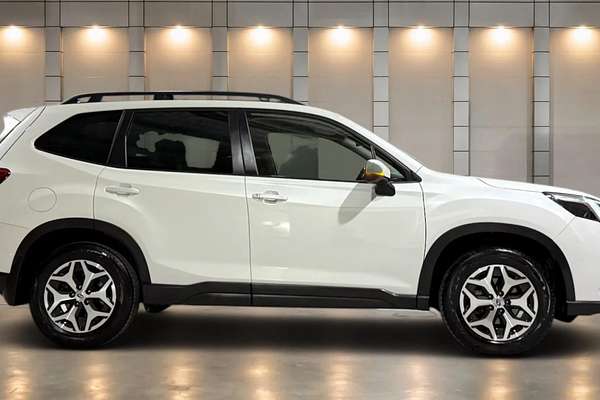 2023 Subaru Forester 2.5i S5