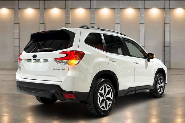 2023 Subaru Forester 2.5i S5