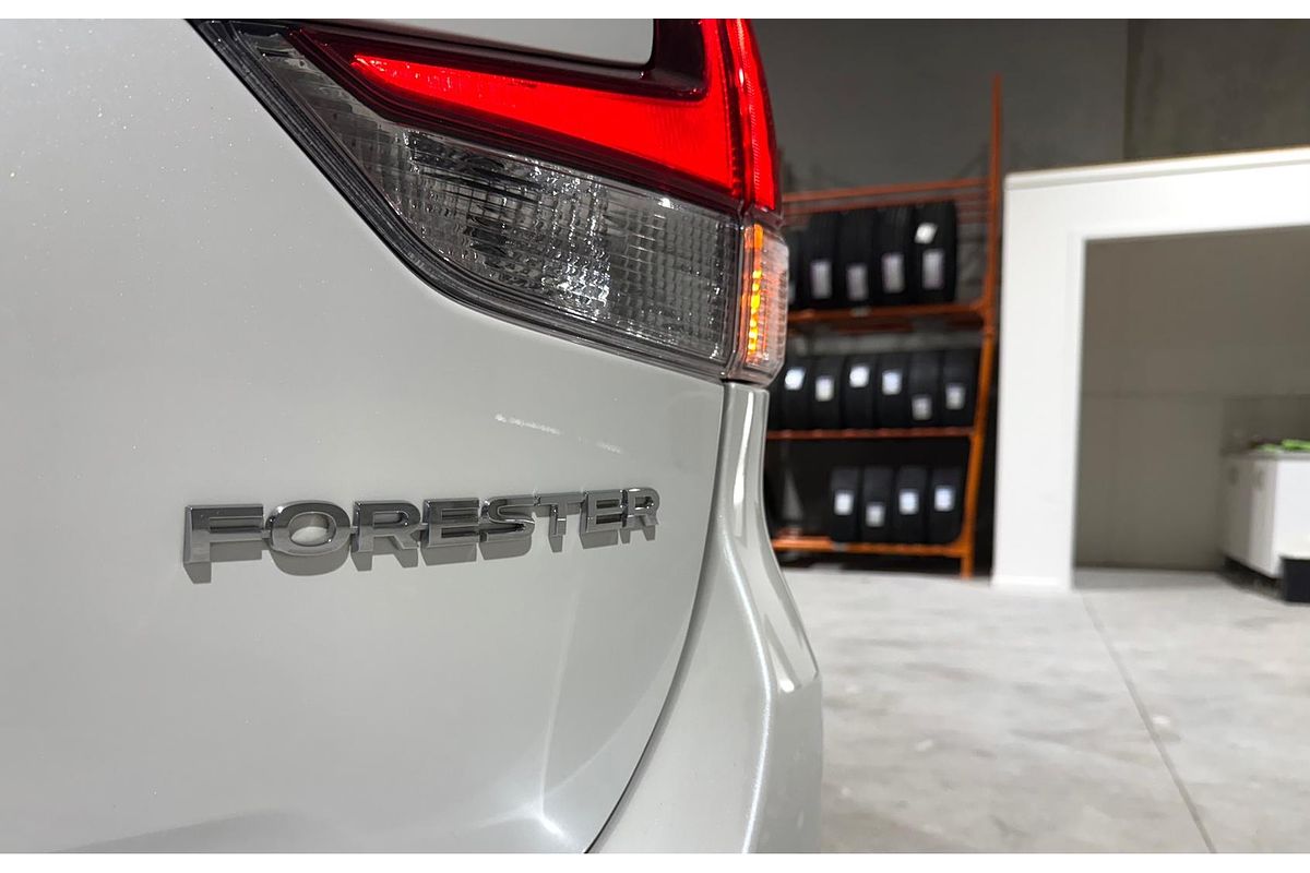 2023 Subaru Forester 2.5i S5