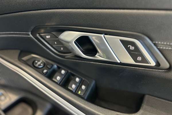 2020 BMW 3 Series 320i M Sport G20