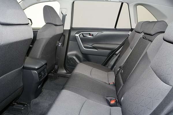 2024 Toyota RAV4 GXL AXAH54R