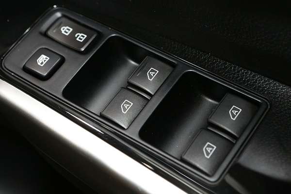 2023 Mitsubishi Pajero Sport Exceed QF